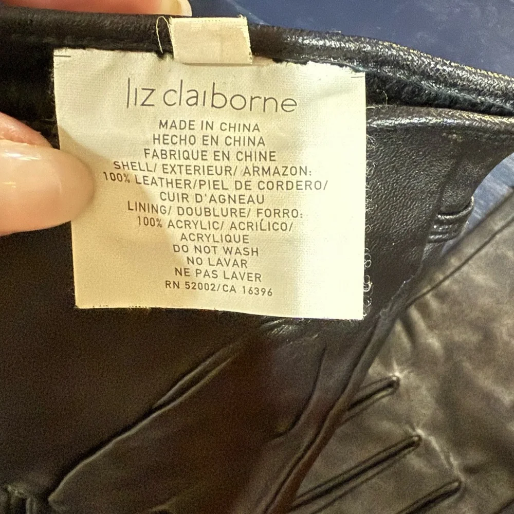 Liz Claiborne Black Leather Gloves